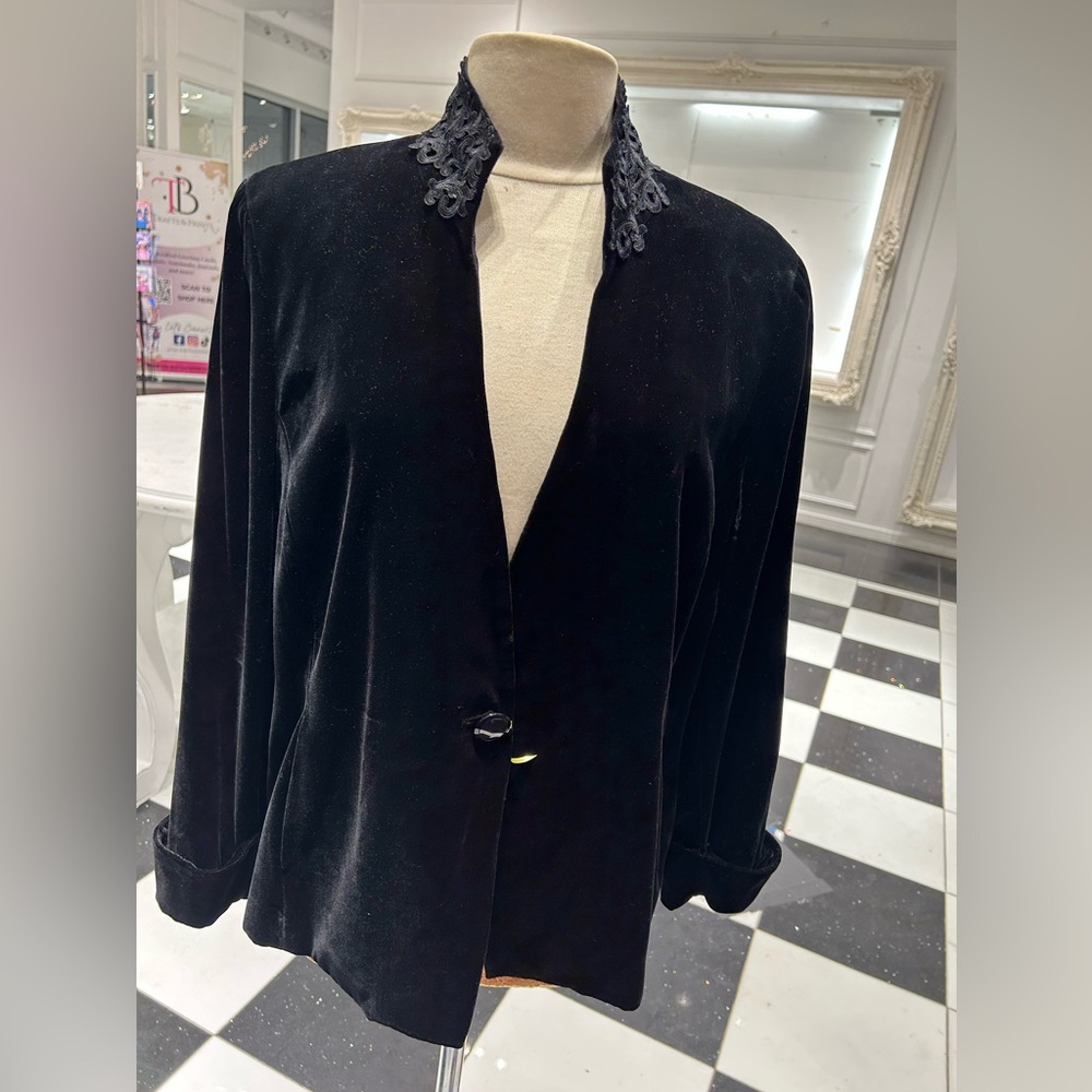 Black Velvet Jacket w/embroidery collar